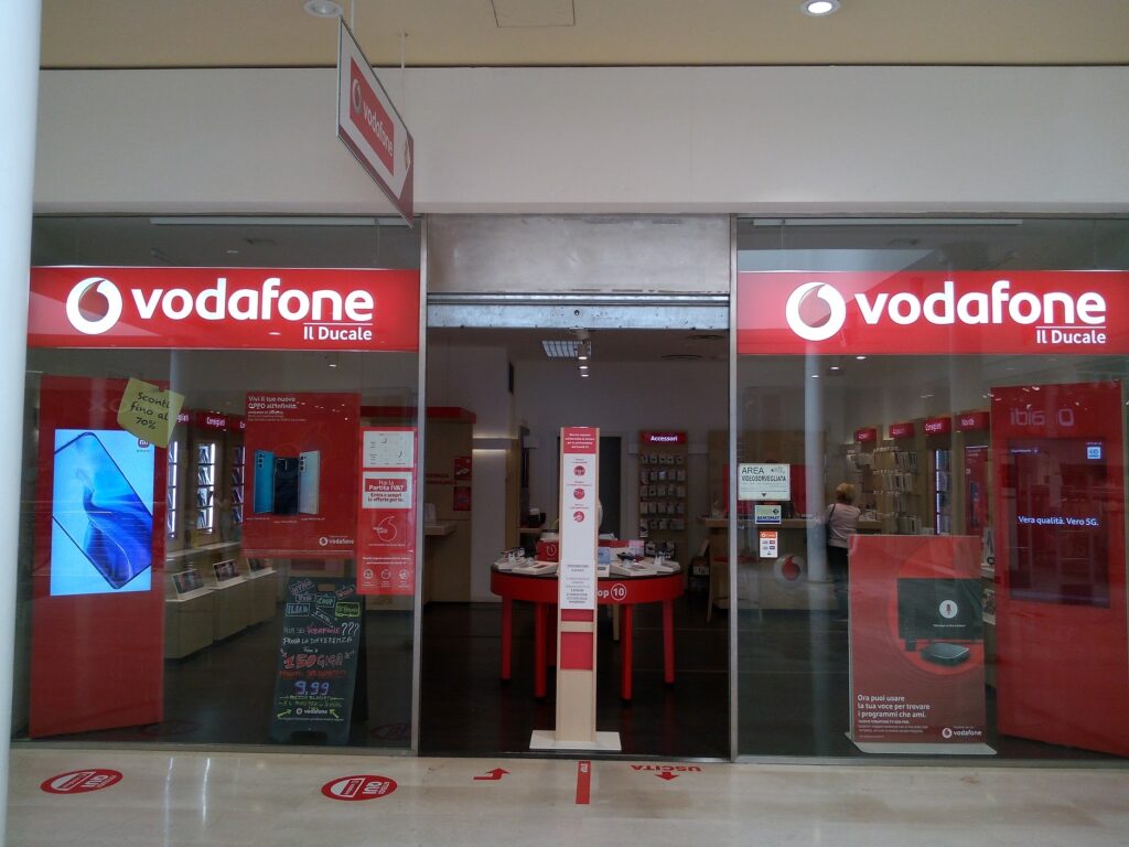 NEGOZIO-VODAFONE-VIGEVANO